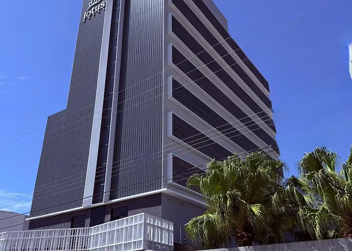 Lotus - à 6 km do Santuário de Aparecida-SPHotel Em